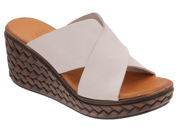 Wysokie klapki damskie profilaktyczne na koturnie