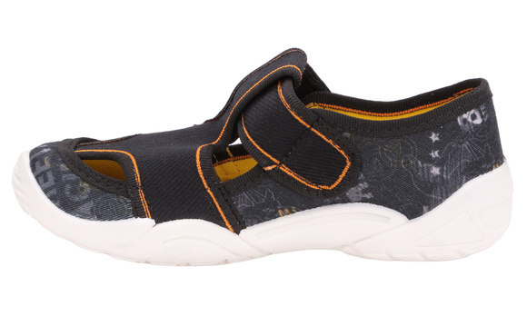 Kapcie dziecięce obuwie tekstylne na rzep