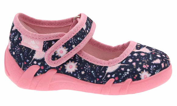 Kapcie dziecięce obuwie tekstylne na rzep