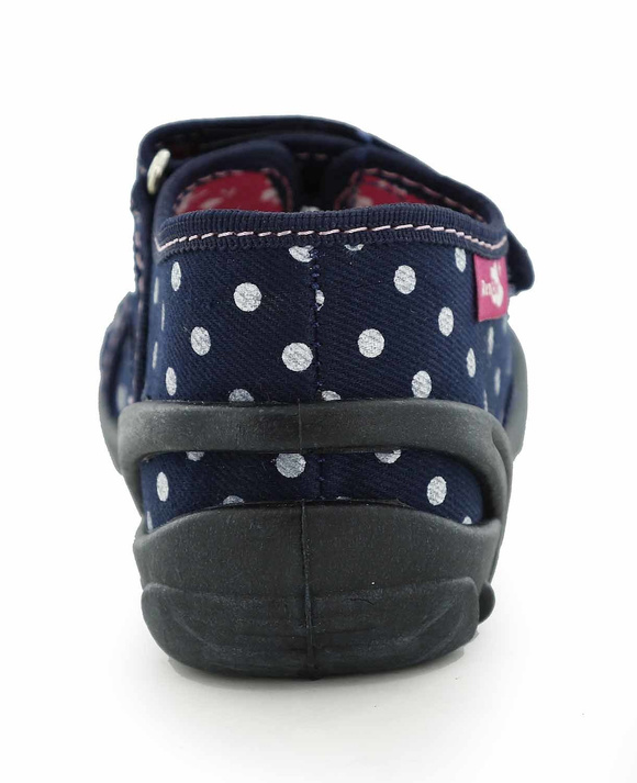 Kapcie dziecięce tekstylne sandałki na rzepy