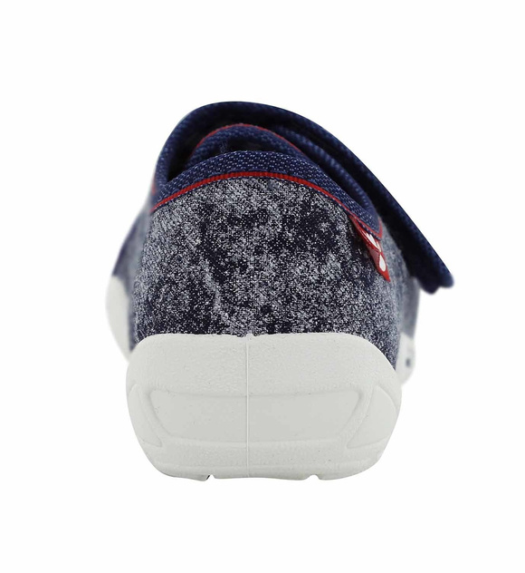 Kapcie dziecięce tekstylne na rzep