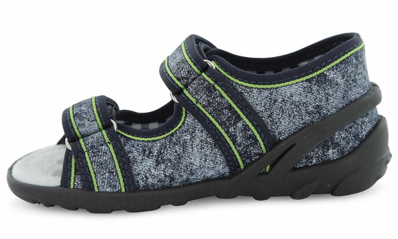 Kapcie dziecięce tekstylne sandałki na rzepy