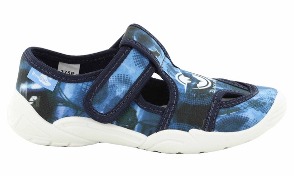 Kapcie dziecięce obuwie tekstylne na rzep